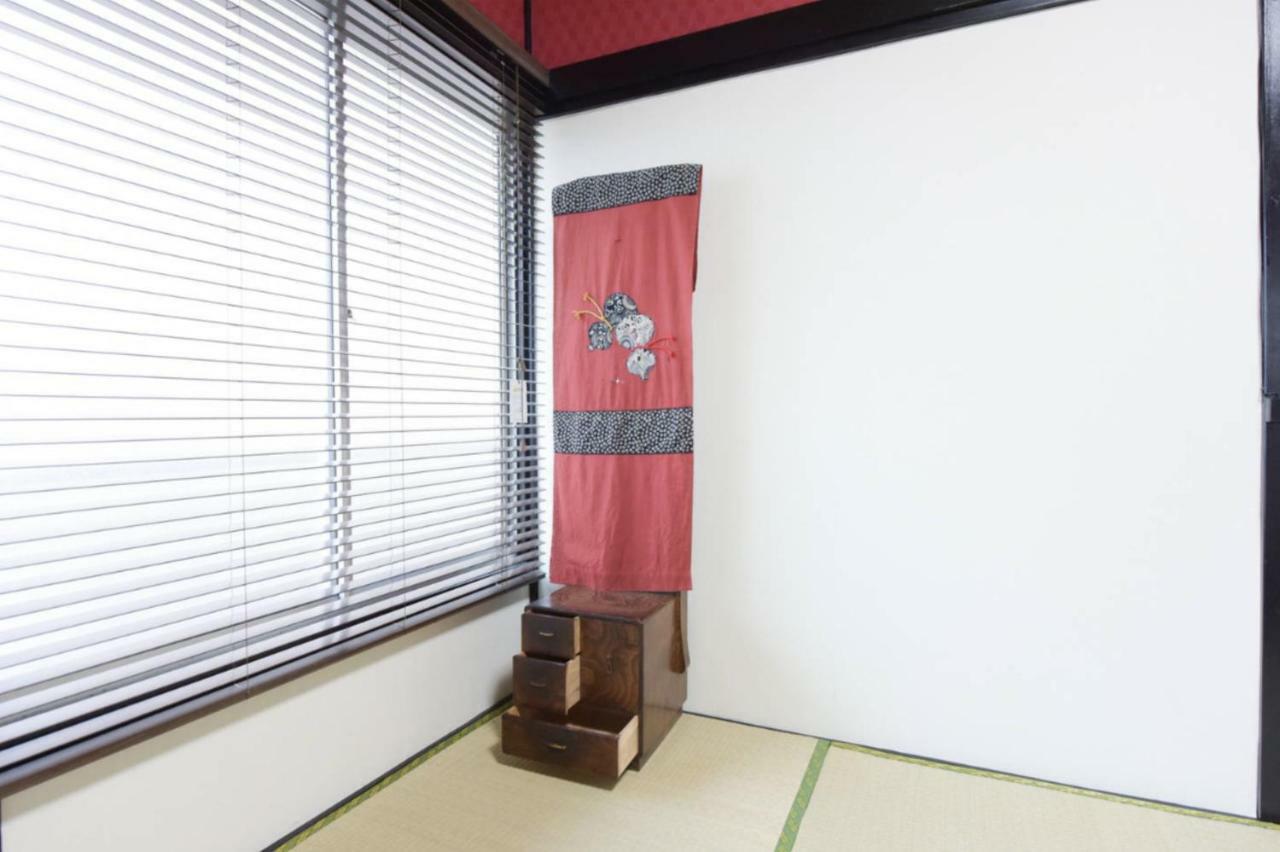 Geisha/Traditional Japanese House Tokyo, Japan — book Apartment, 2024 Prices